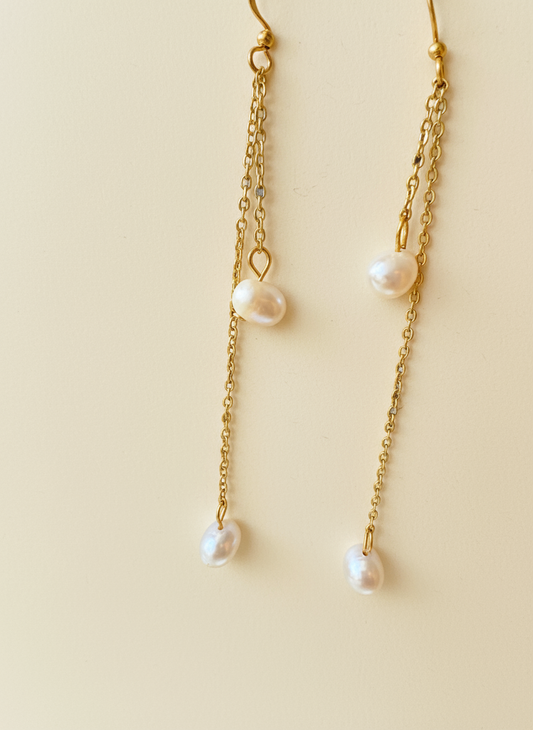 Layla fresh water pear 18k gold plated stainless steel earrings