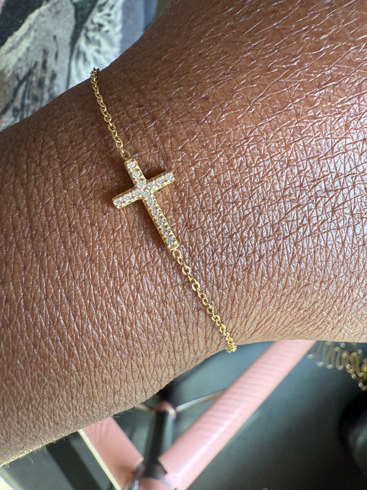✨ John 3:16 Cross Bracelet – 18K Gold Plated Stainless Steel