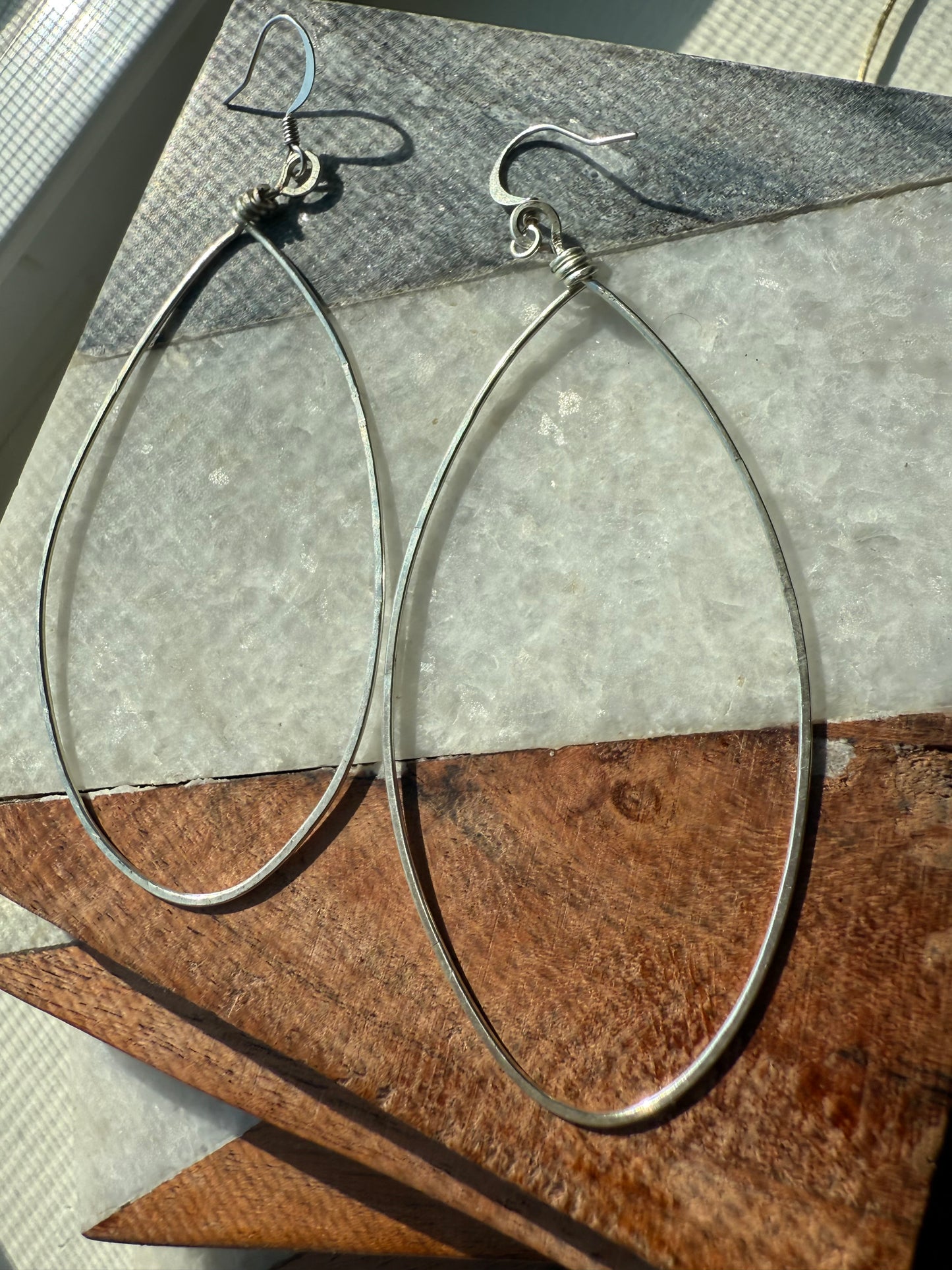 London Oval Hoop Earrings