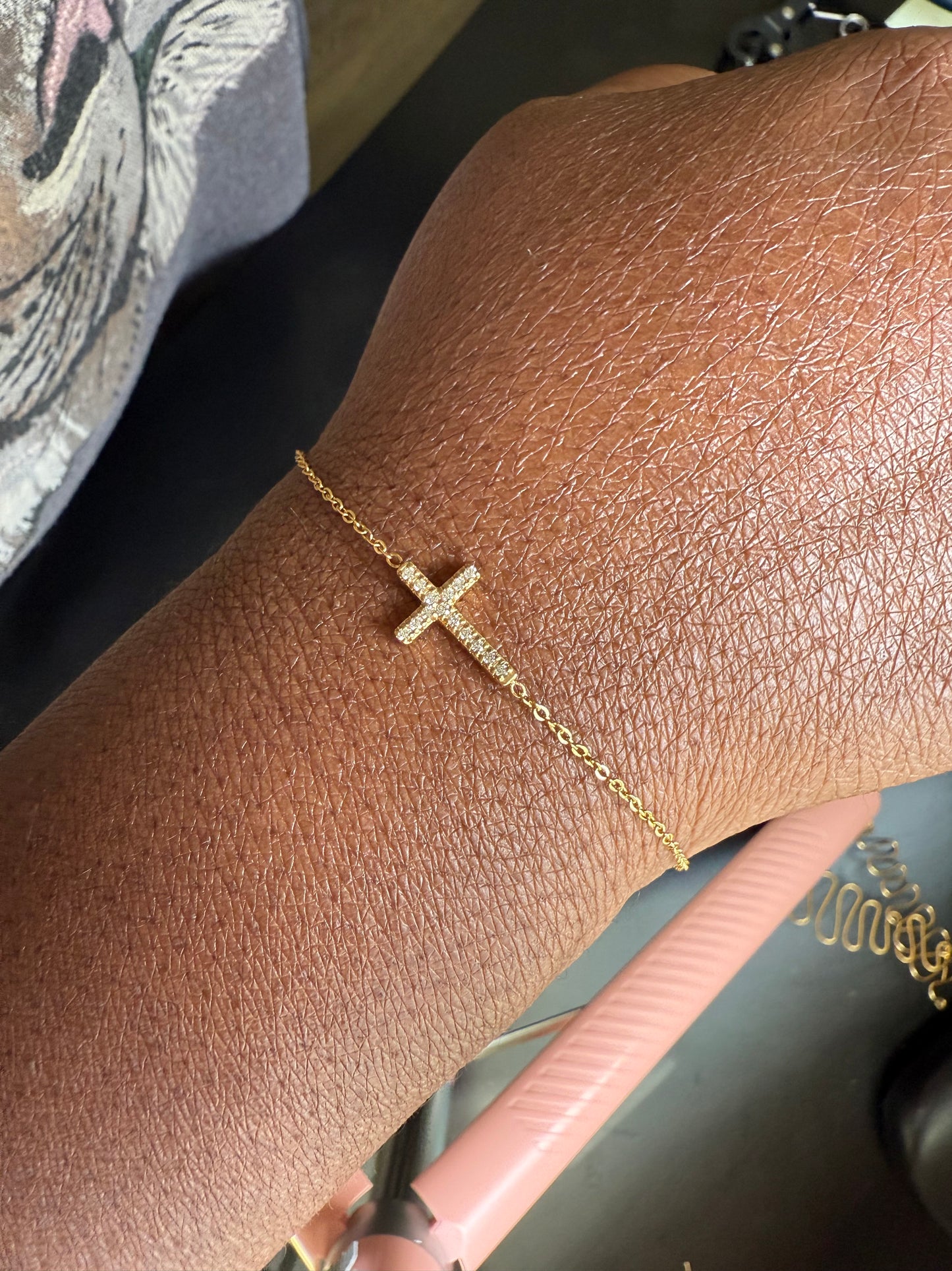 ✨ John 3:16 Cross Bracelet – 18K Gold Plated Stainless Steel