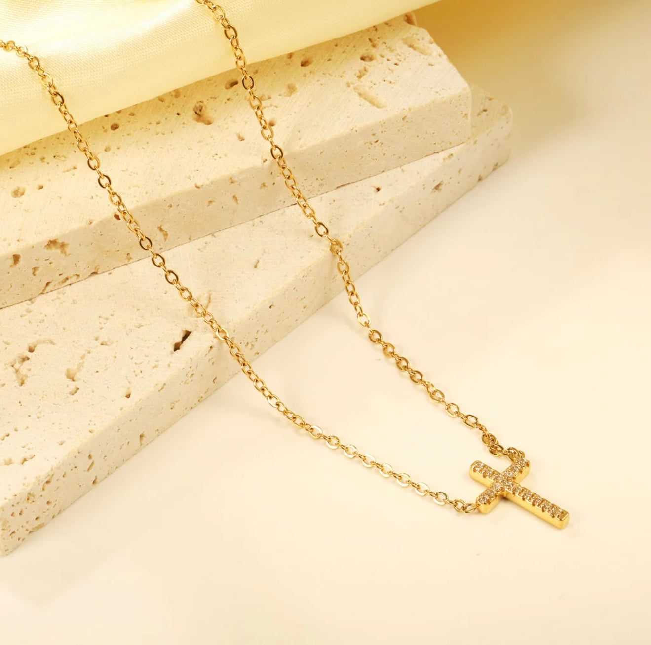 ✨ John 3:16 Necklace – 18K Gold Plated Stainless Steel