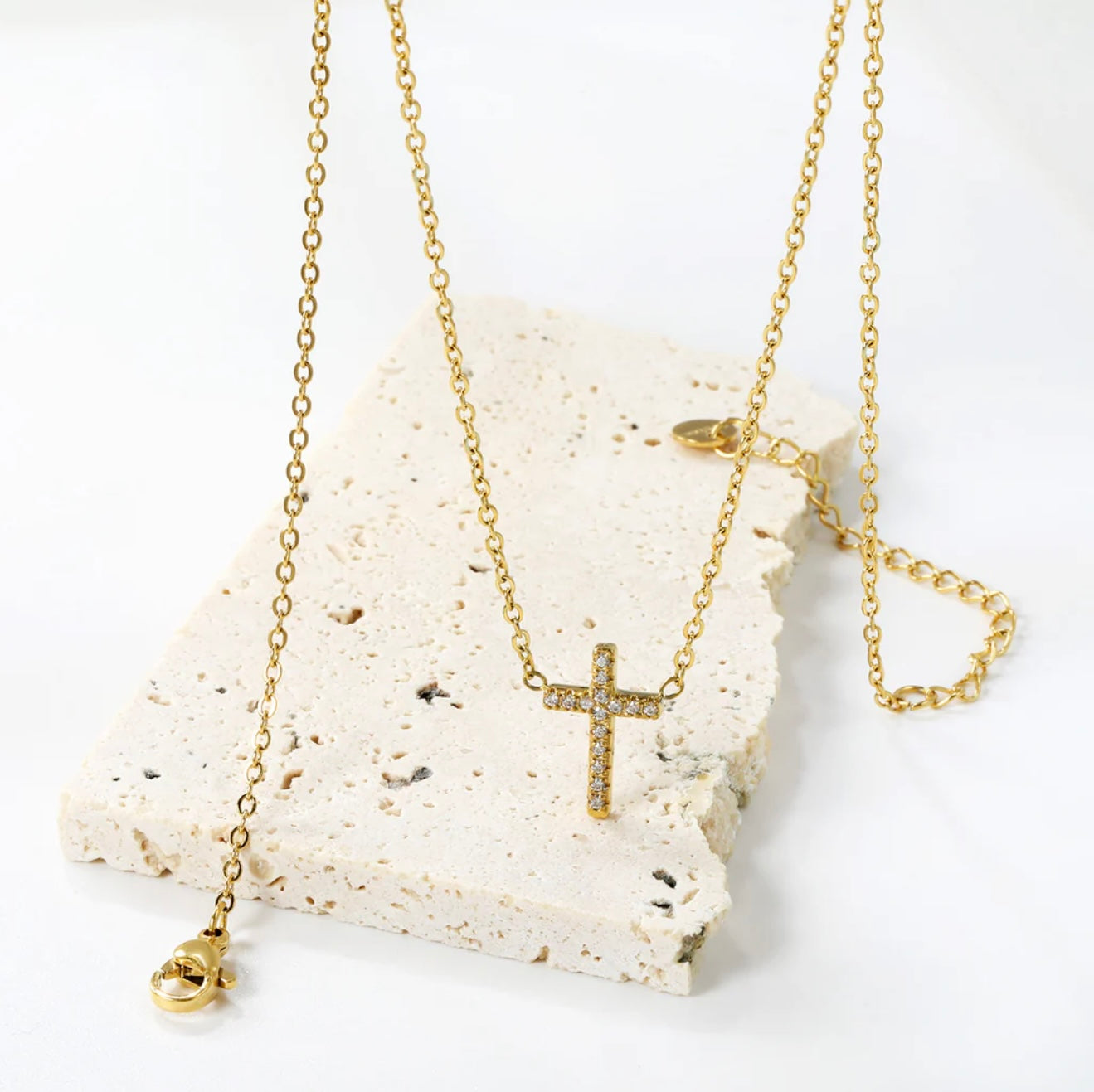 ✨ John 3:16 Necklace – 18K Gold Plated Stainless Steel