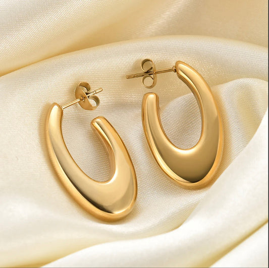 Michelle Hoop Earrings – 18K Gold Plated Stainless Steel