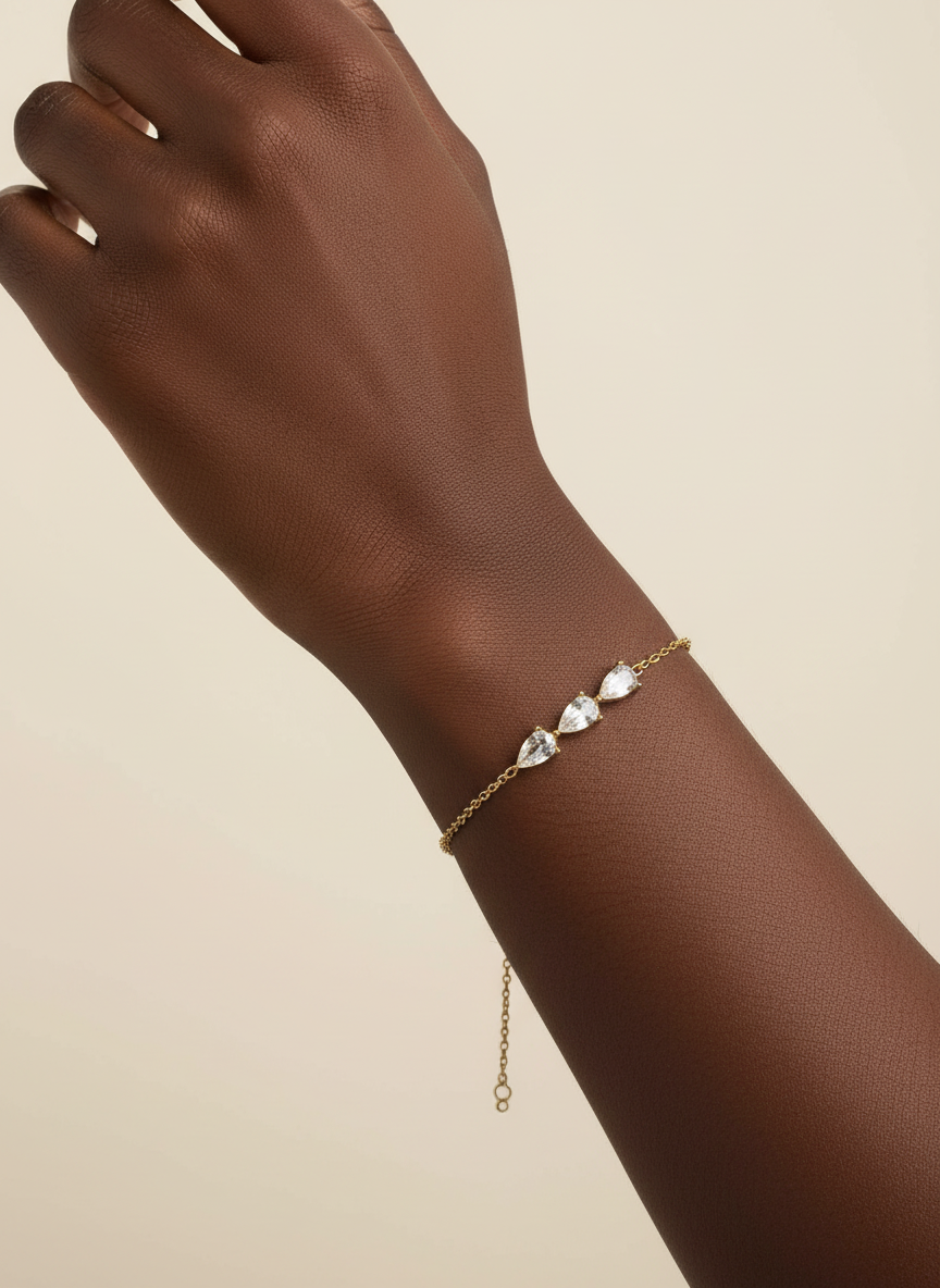 Teardrop White Zirconium Earrings – 18K Gold Plated Stainless Steel