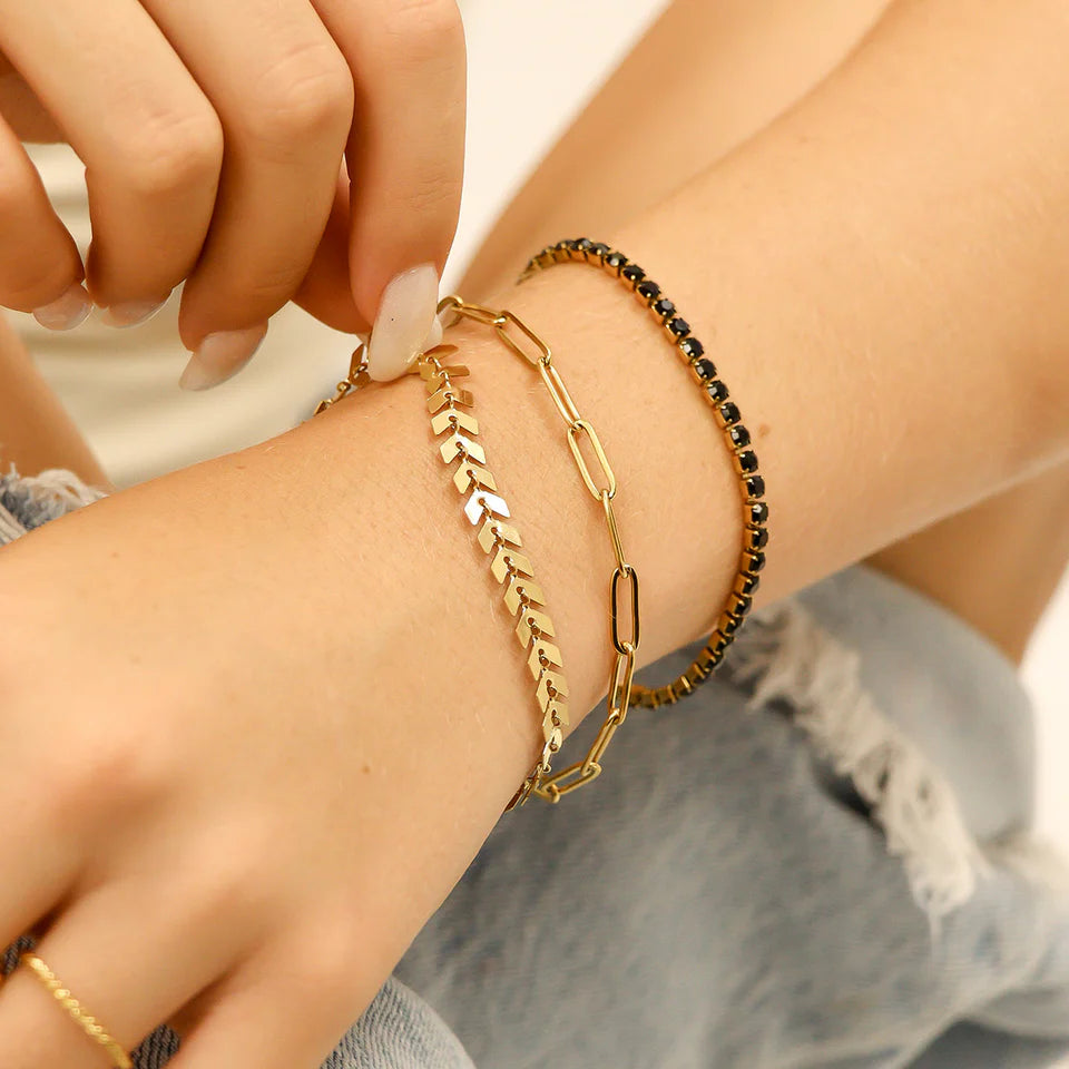 Jayla 18K Gold PVD Stainless Steel Paperclip chain Bracelet