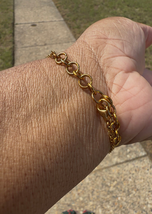 Sisters Freshwater Pearl Double layer Bracelet – 18K Gold Plated Stainless Steel