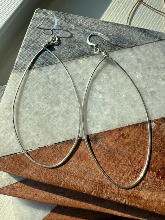 London Oval Hoop Earrings