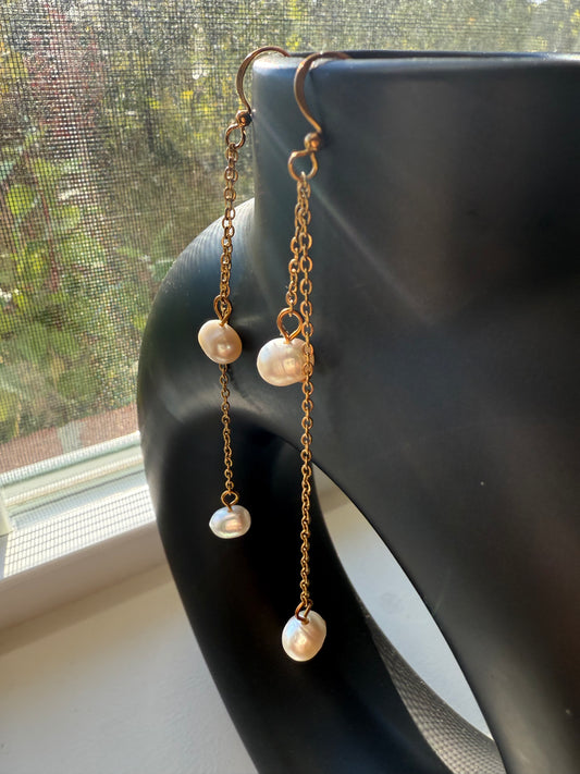 Layla  fresh water pear 18k gold plated stainless steel earrings