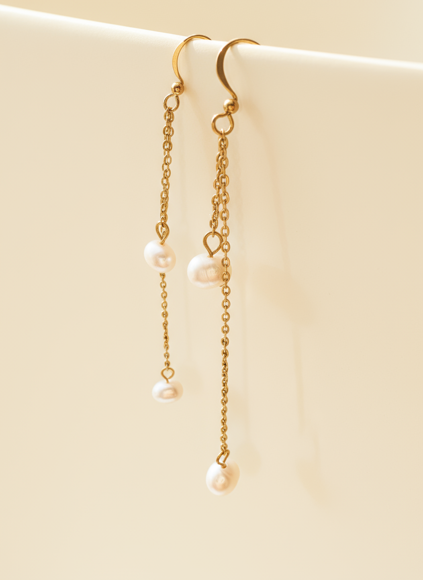 Layla  fresh water pear 18k gold plated stainless steel earrings