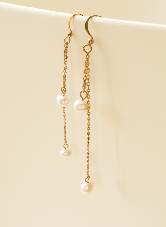 Layla  fresh water pear 18k gold plated stainless steel earrings